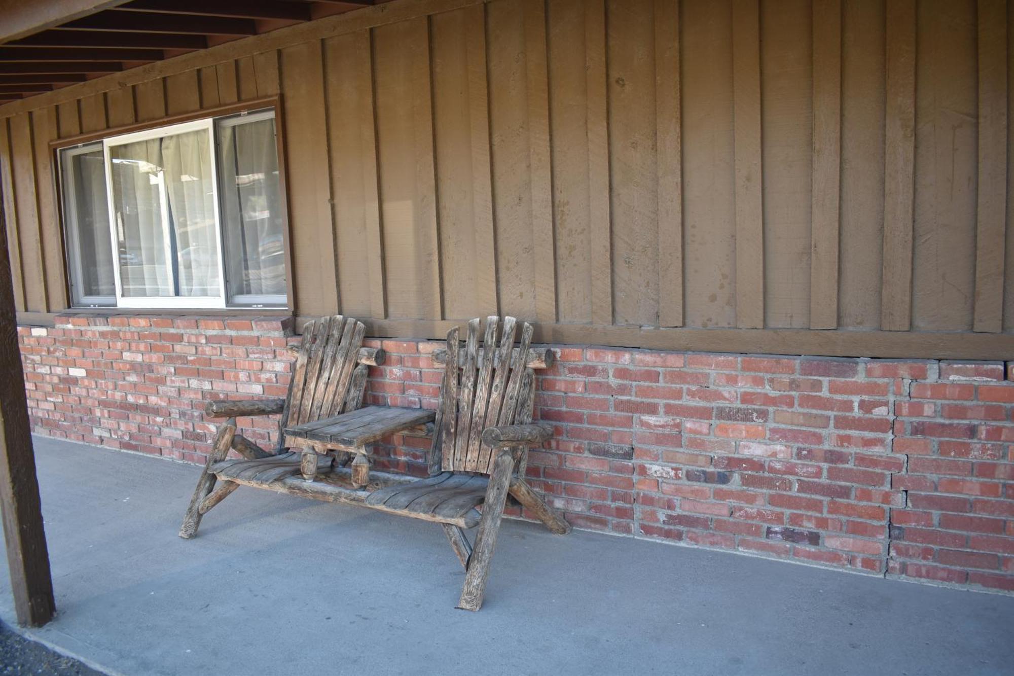 Big Bear Motel Cody Exterior photo