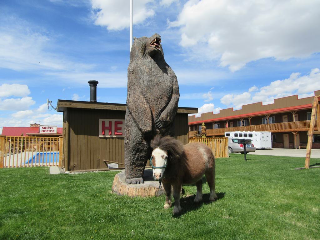 Big Bear Motel Cody Exterior photo